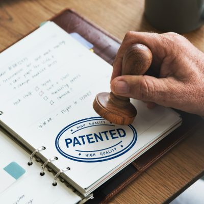 Patentovaný koncept autorských práv na licenční produkt s identitou značky